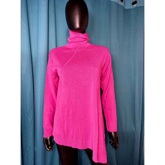 DG2 Diane Gilman Sweaters - DG2 Diane Gilman Pink Asymmetrical Turtleneck Sweater Womens Small NWT Fuchsia